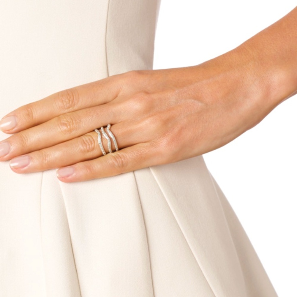 🎉HP🎉 NWT Monica Vinader Riva Triple Wave Pave Diamond Rose Gold Ring & Gift Wrap
